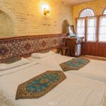 10 2 هتل سنتی فروغ مهر شیراز