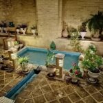 8 2 هتل سنتی فروغ مهر شیراز