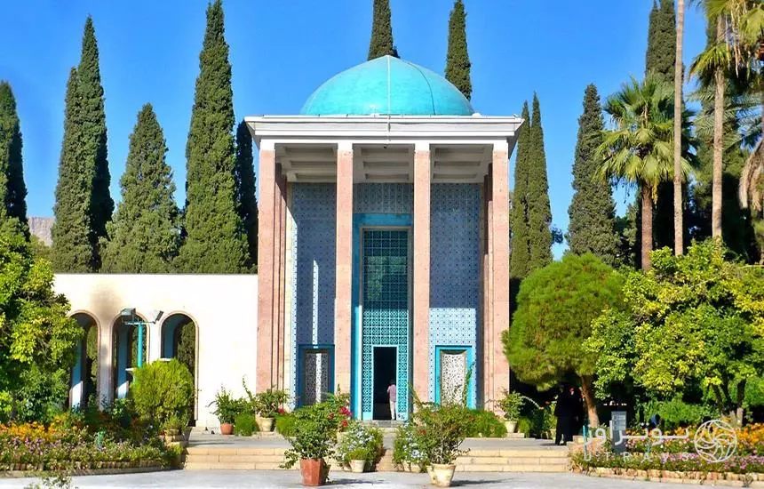 بازدید از آرامگاه سعدی